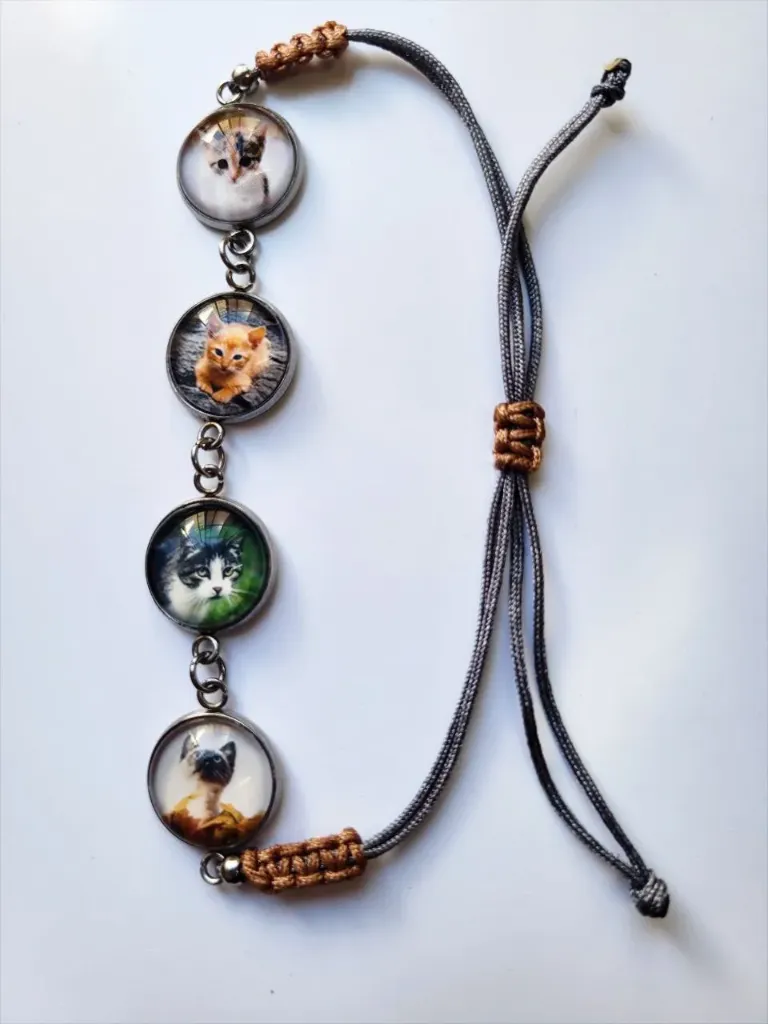 Pulsera MÍSTICA en hilo