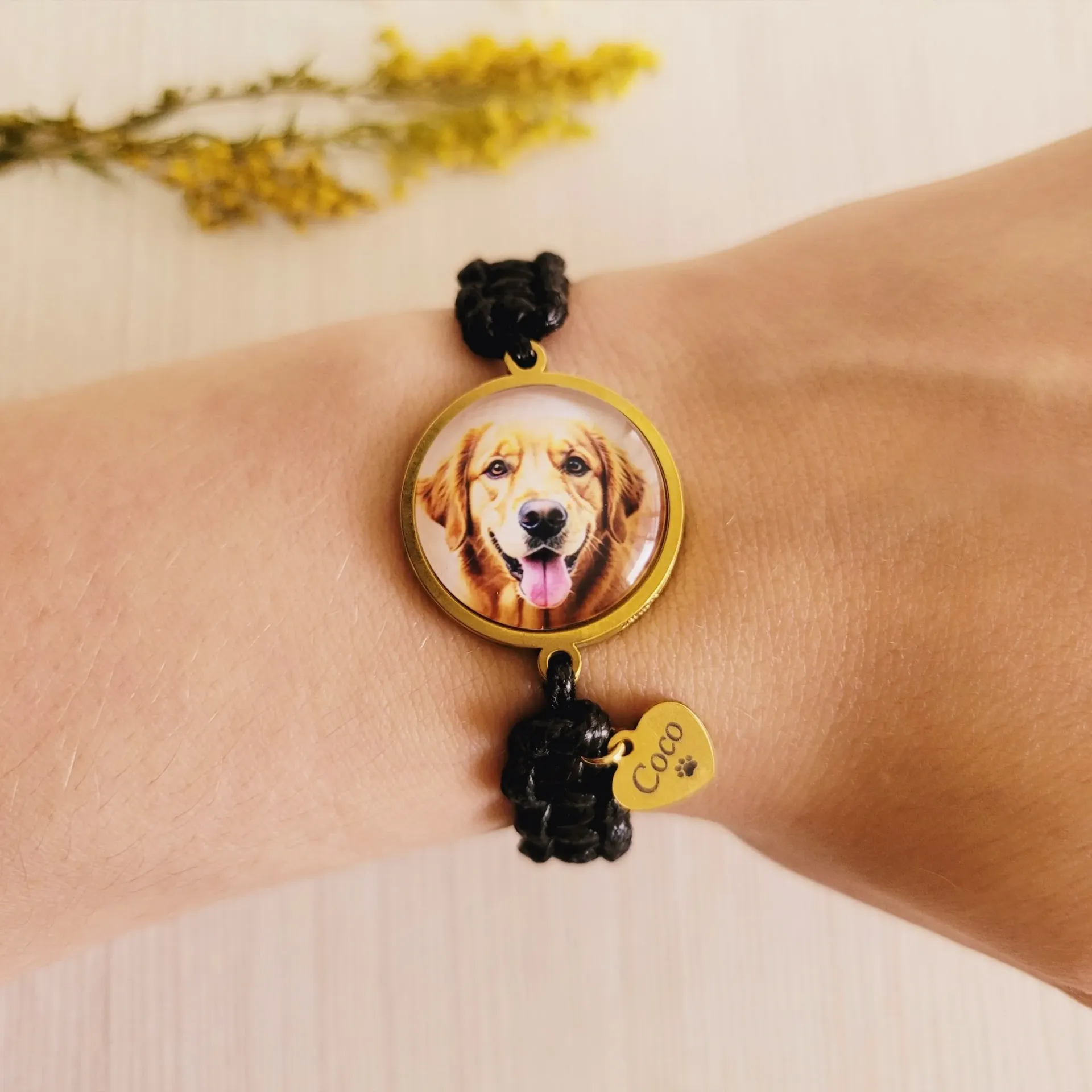 Pulsera GOLD en hilo